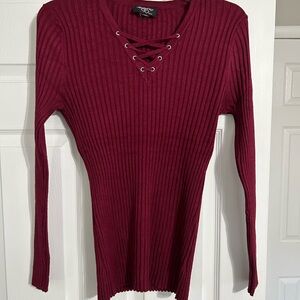 Women's Ribbed Burgundy Top